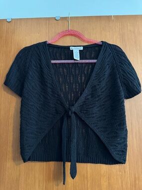 Alexandra Bartlett Black Short-Sleeve Tie-Front Cable Knit Sweater